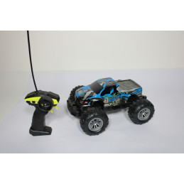 MASINA CU RADIOCOMANDA LA CUTIE RB-82,83 (1/30)